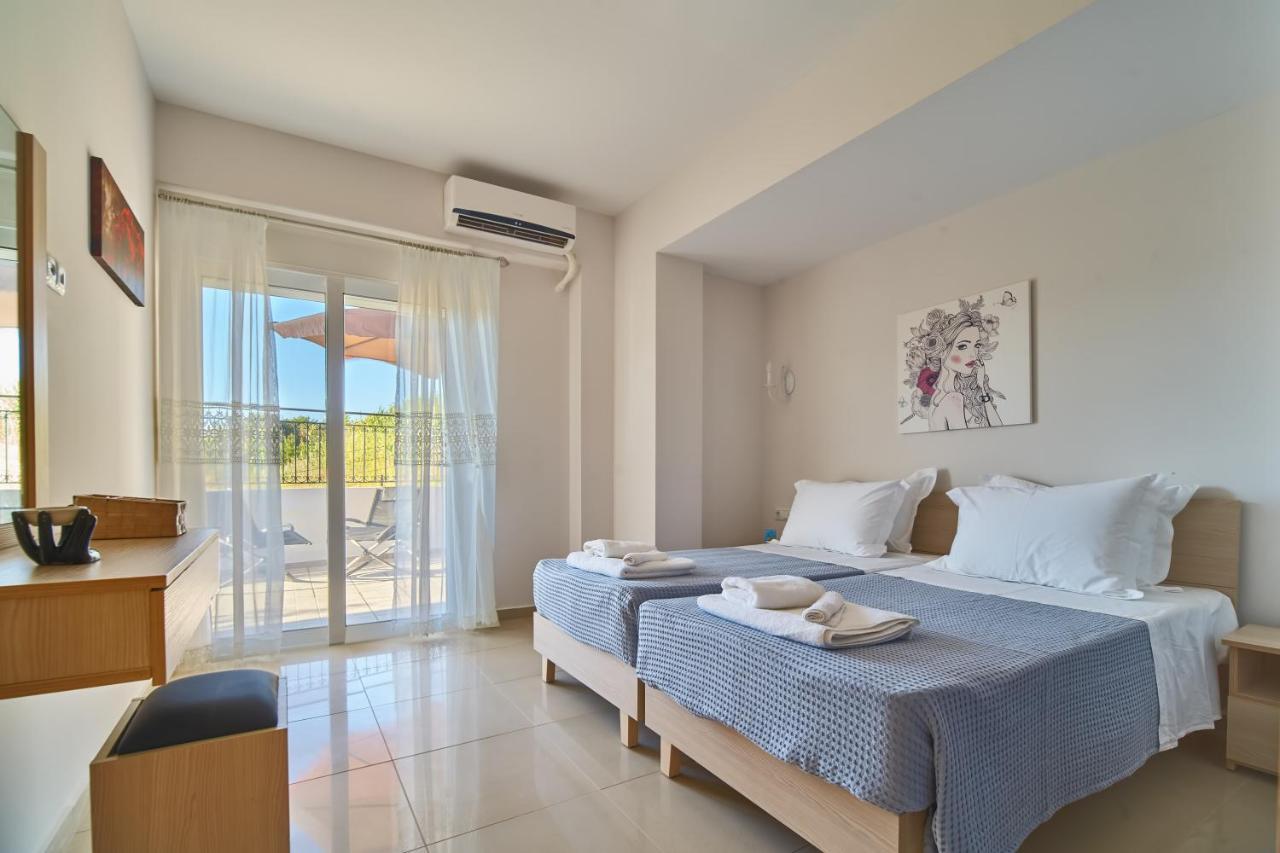 Lake View Suites Kavallos  Exterior photo